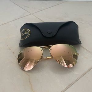 Ray-Ban Aviator Gold/Pink with Case.